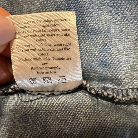 FAHERTY SURF STRIPE POCKET TEE - MEDIUM WASH INDIGO & RED Size L (a2 - Picture 13 of 13